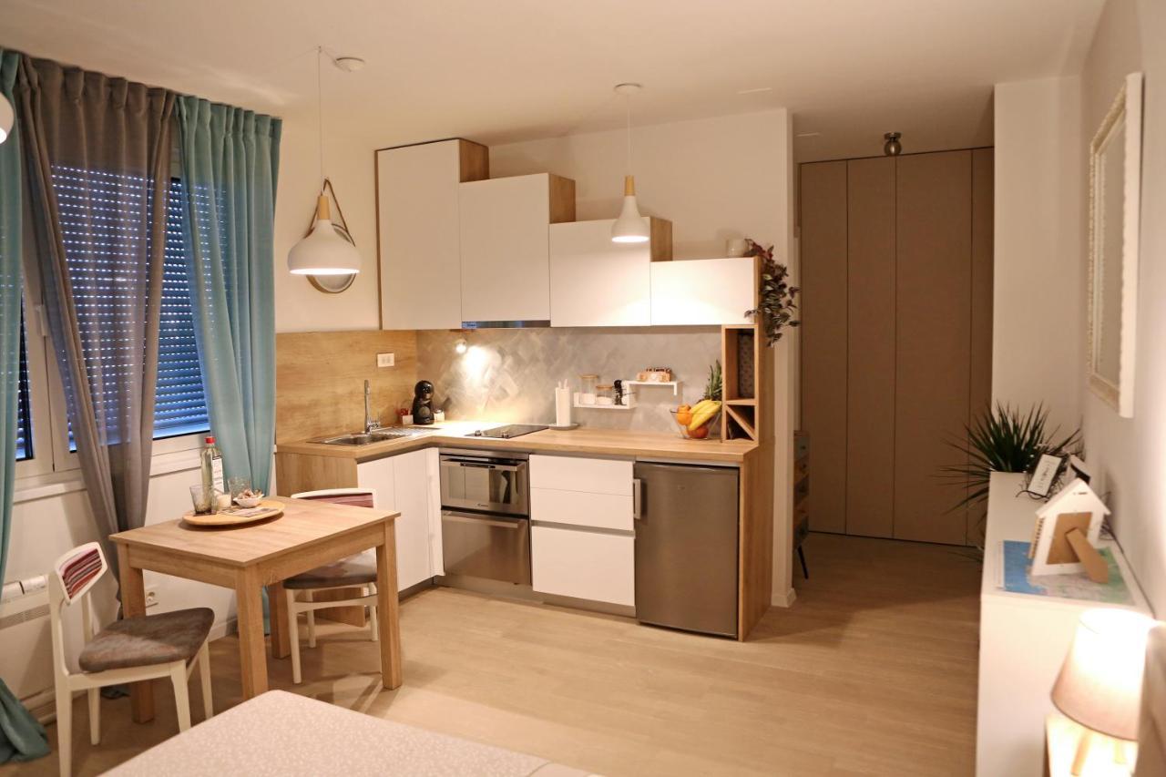 Studio Apartment Camino With Parking Zadar Exterior foto